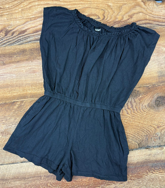 Old Navy Medium (8) Romper