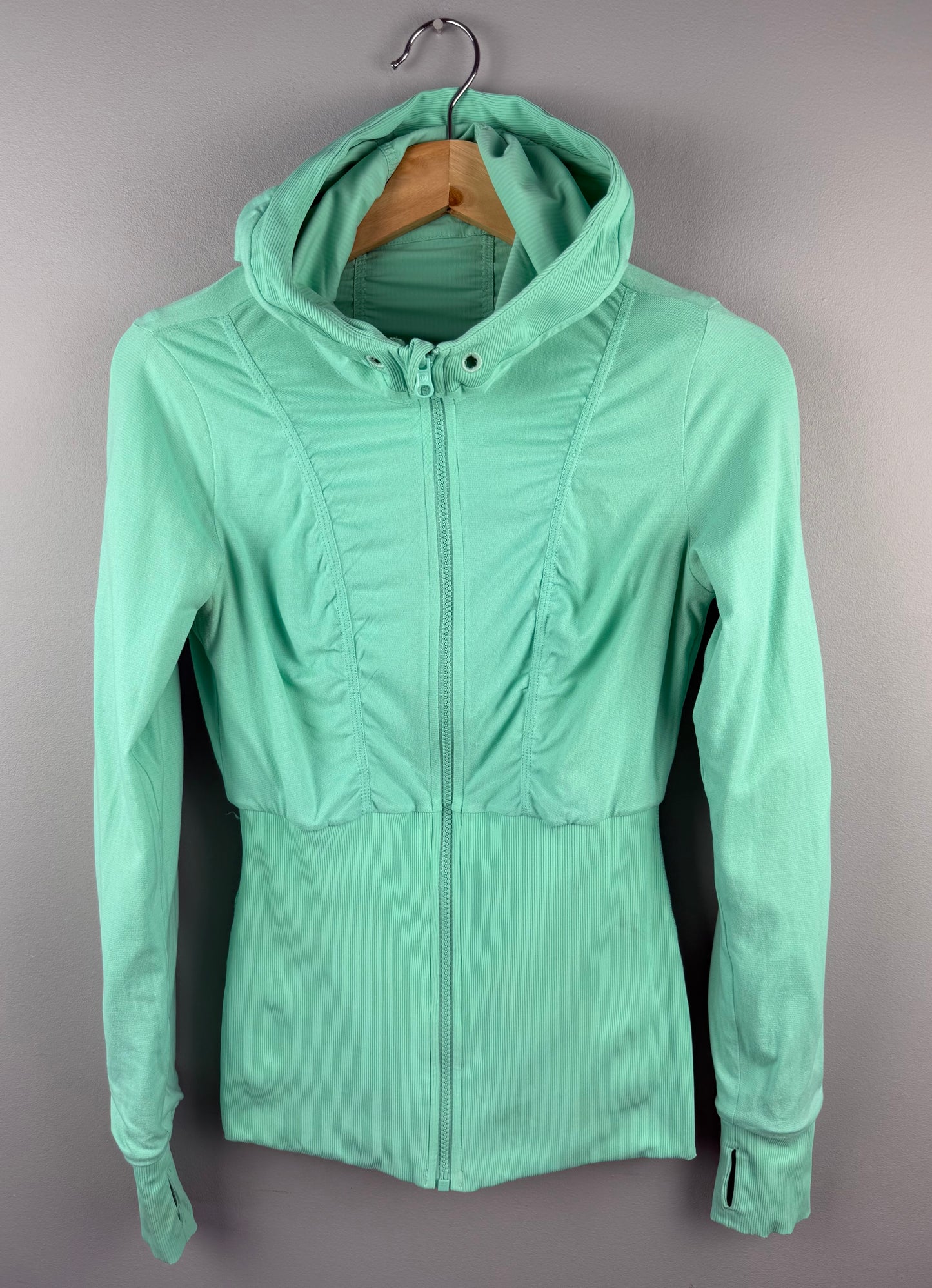 Lululemon Women’s 6 Reversible Dance Studio Jacket