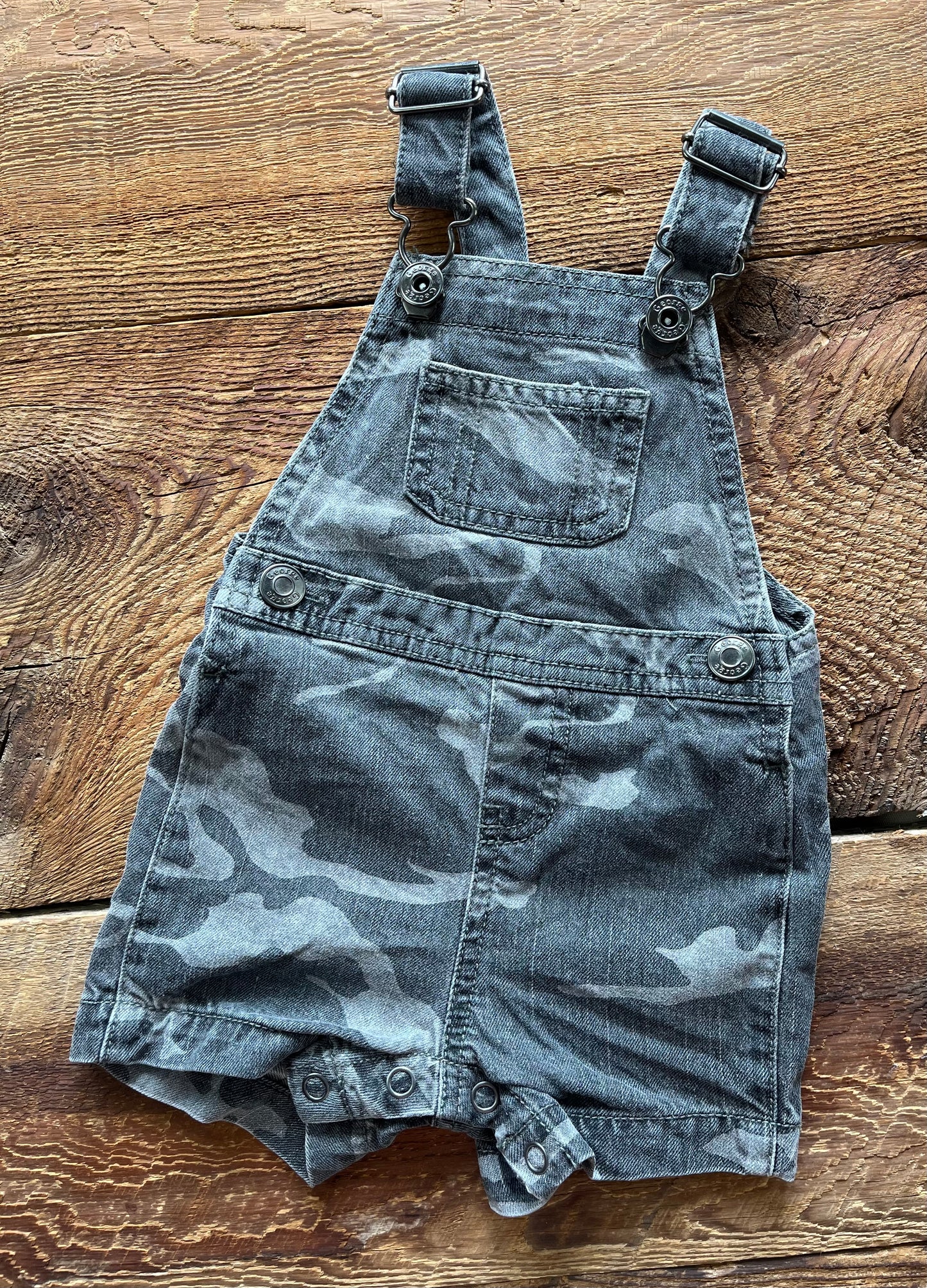 George 0-3M Camo Shortall