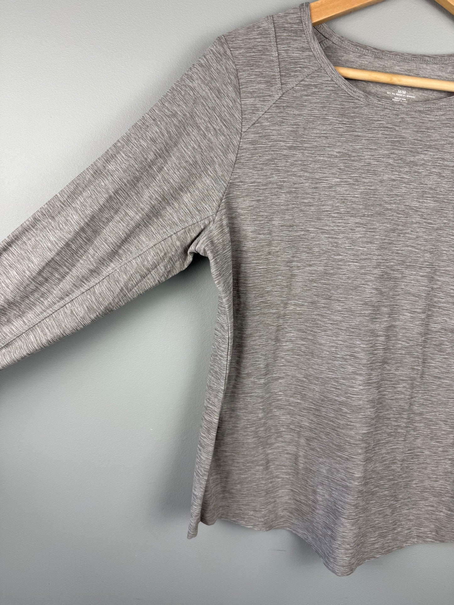 ACX Women’s Medium Active Shirt