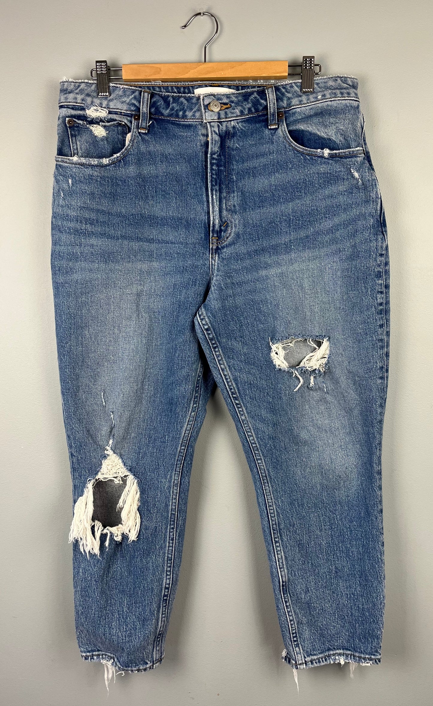 Abercrombie & Fitch 32/14 High Rise Mom Jean