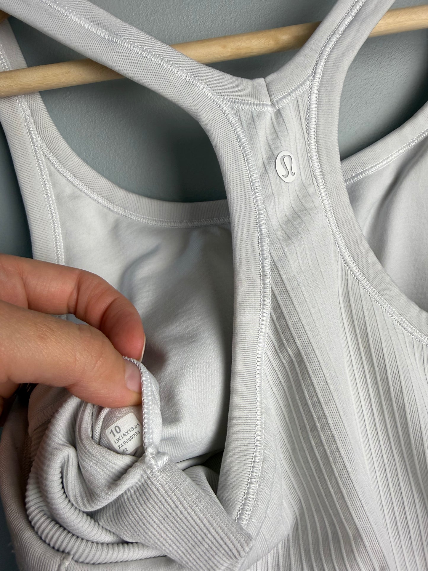 Lululemon Women’s 10 Ribbed Racer Tank