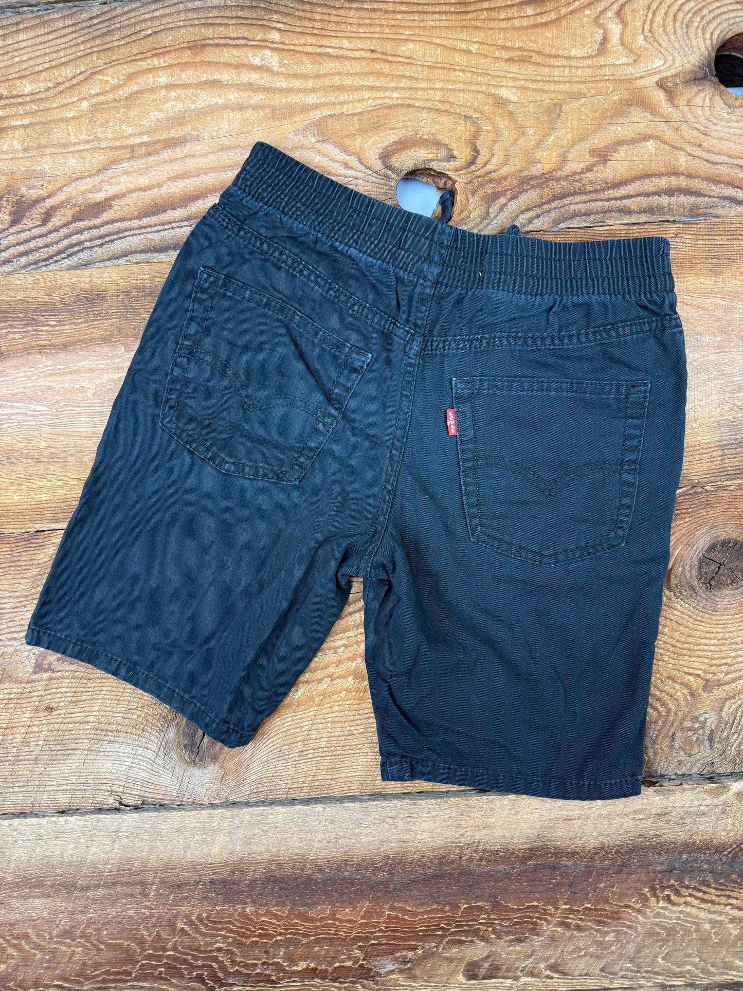 Levi's Large (10/12) Slim Fit Short