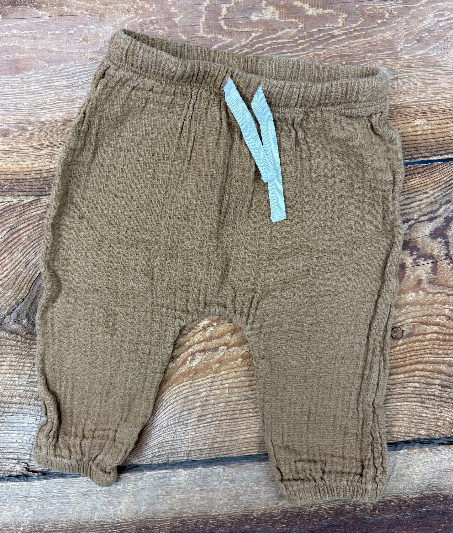Old Navy 6-12M Muslin Pant