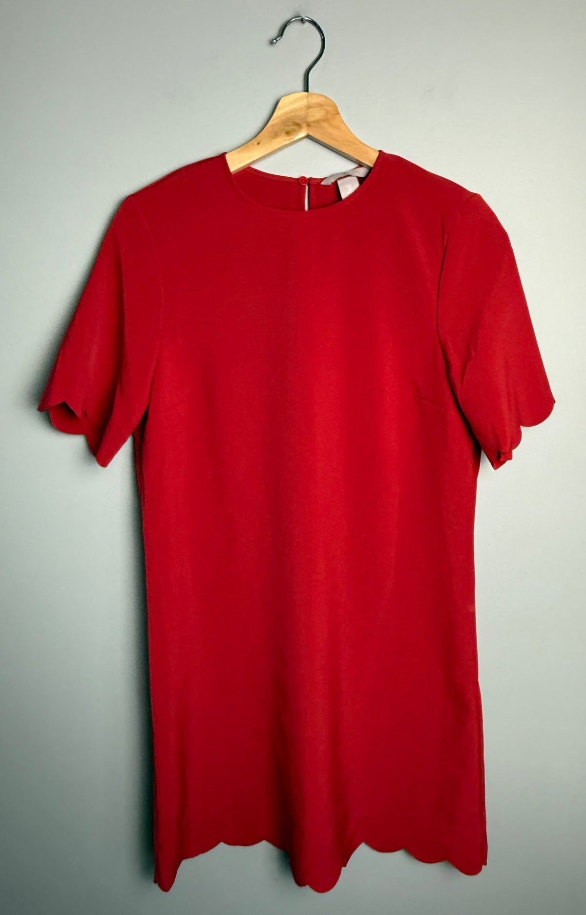 H&M Women’s Small Scalloped Dress
