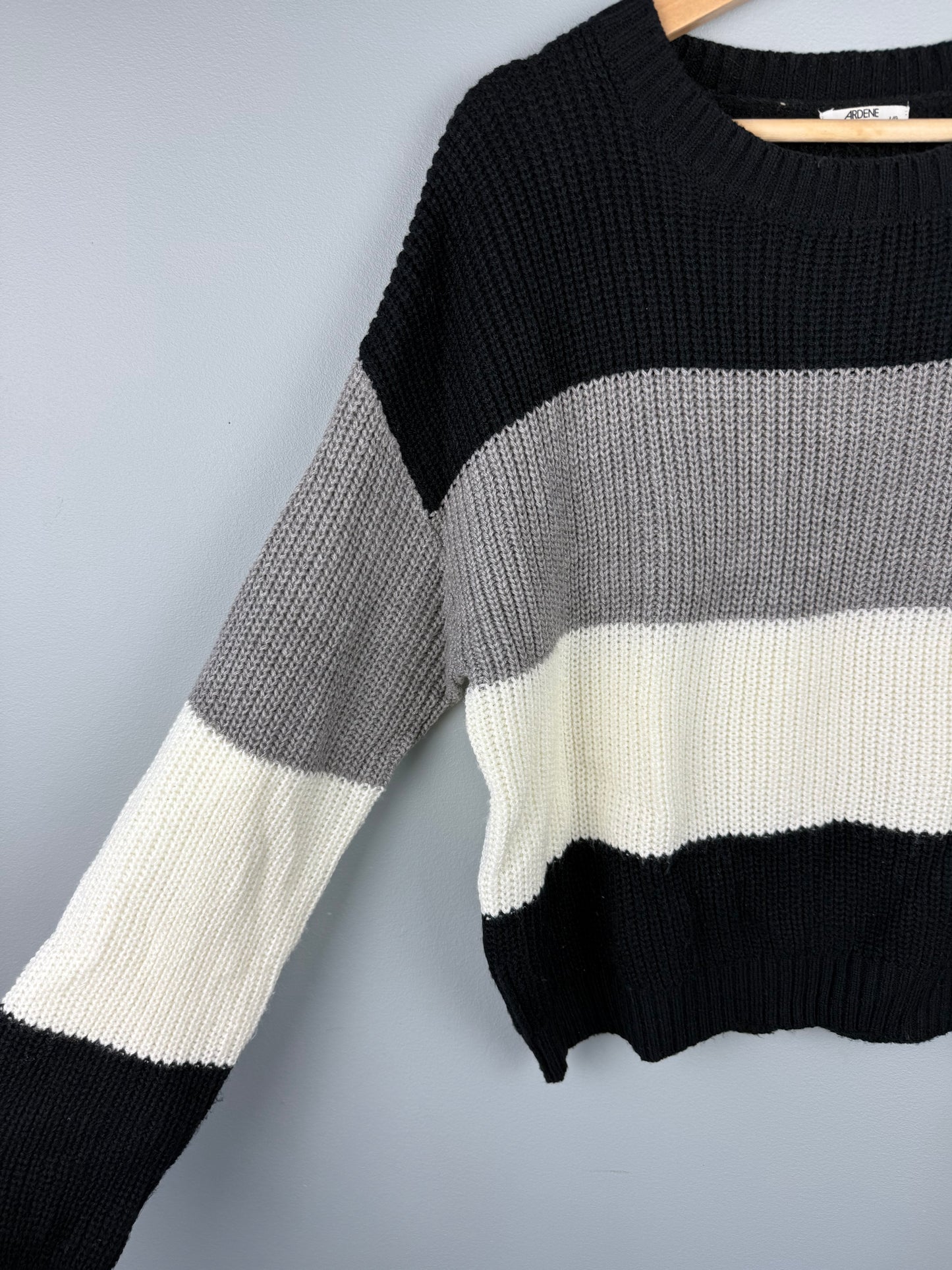 Ardene Women’s Large Knit Sweater