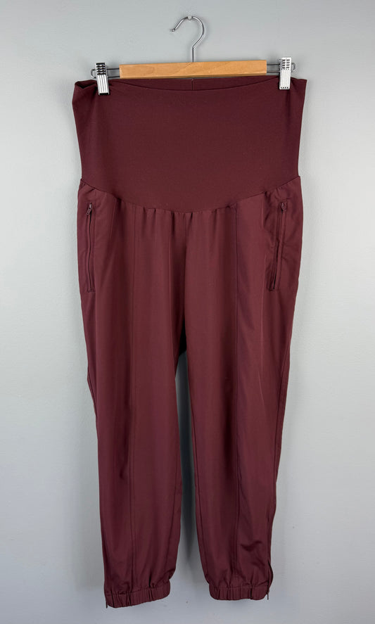 Old Navy Maternity Medium Stretchtech Joggers