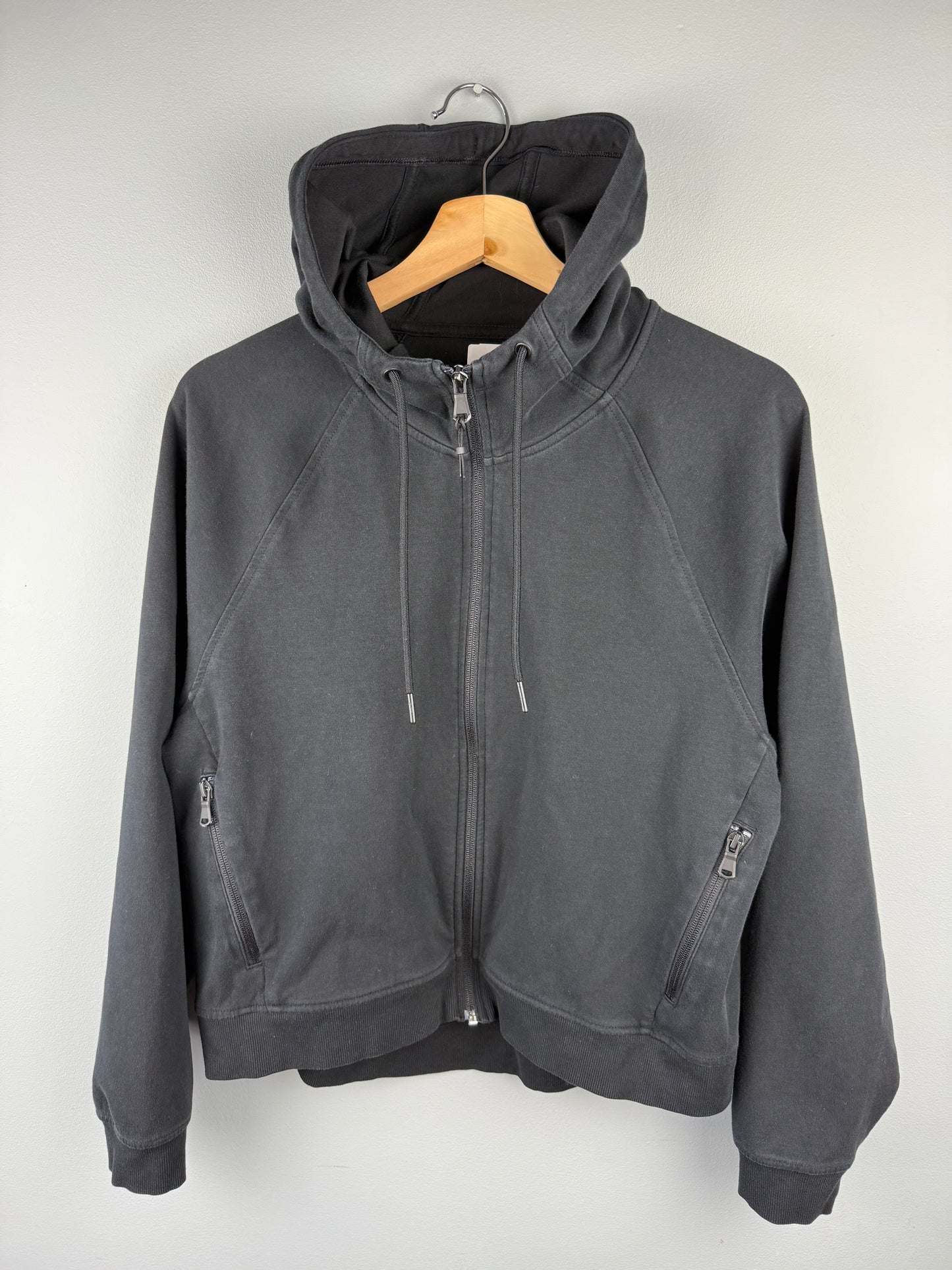 Old Navy Women’s Medium Zip up Hoodie
