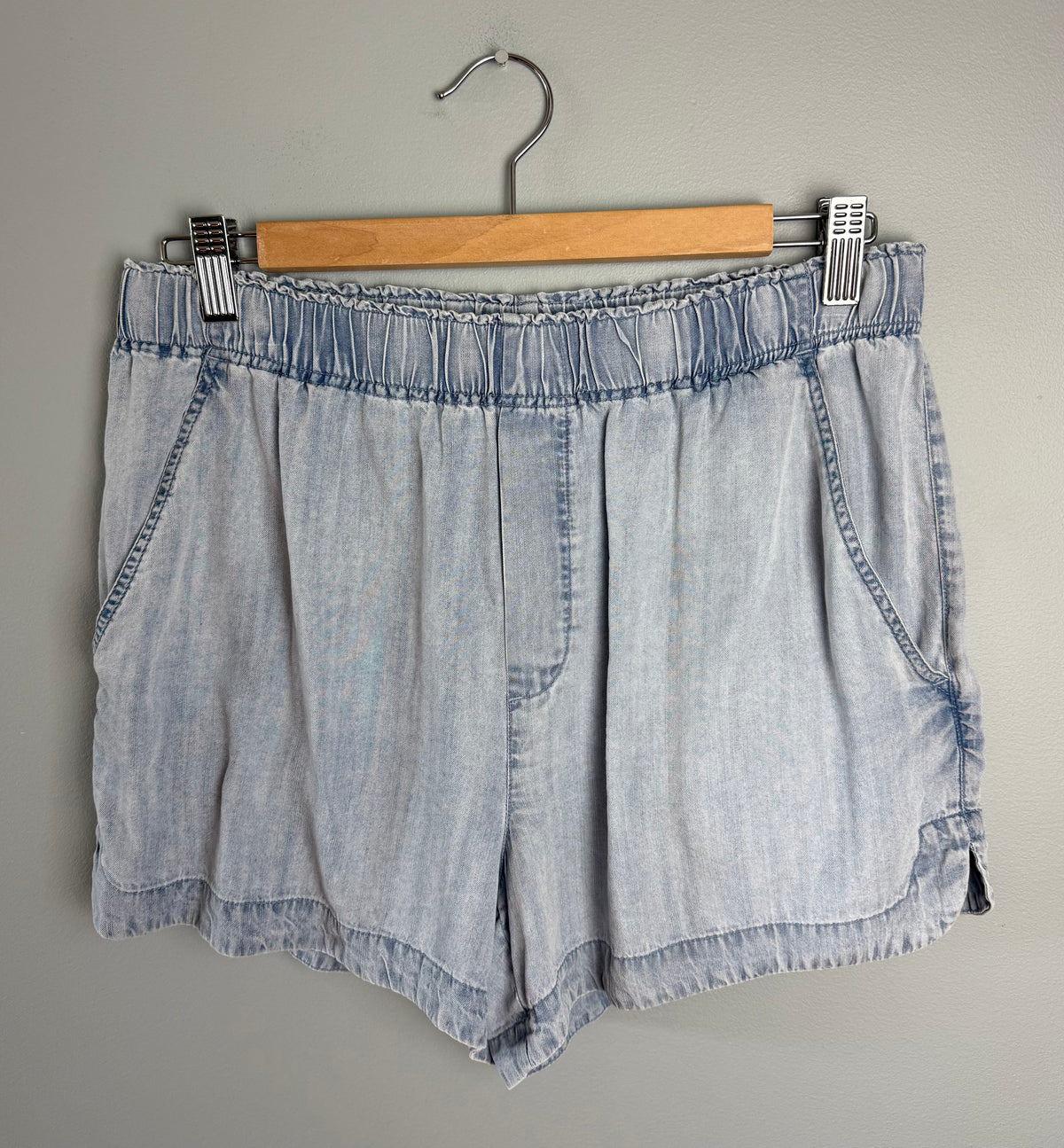 Gentle Fawn Women’s Small Short