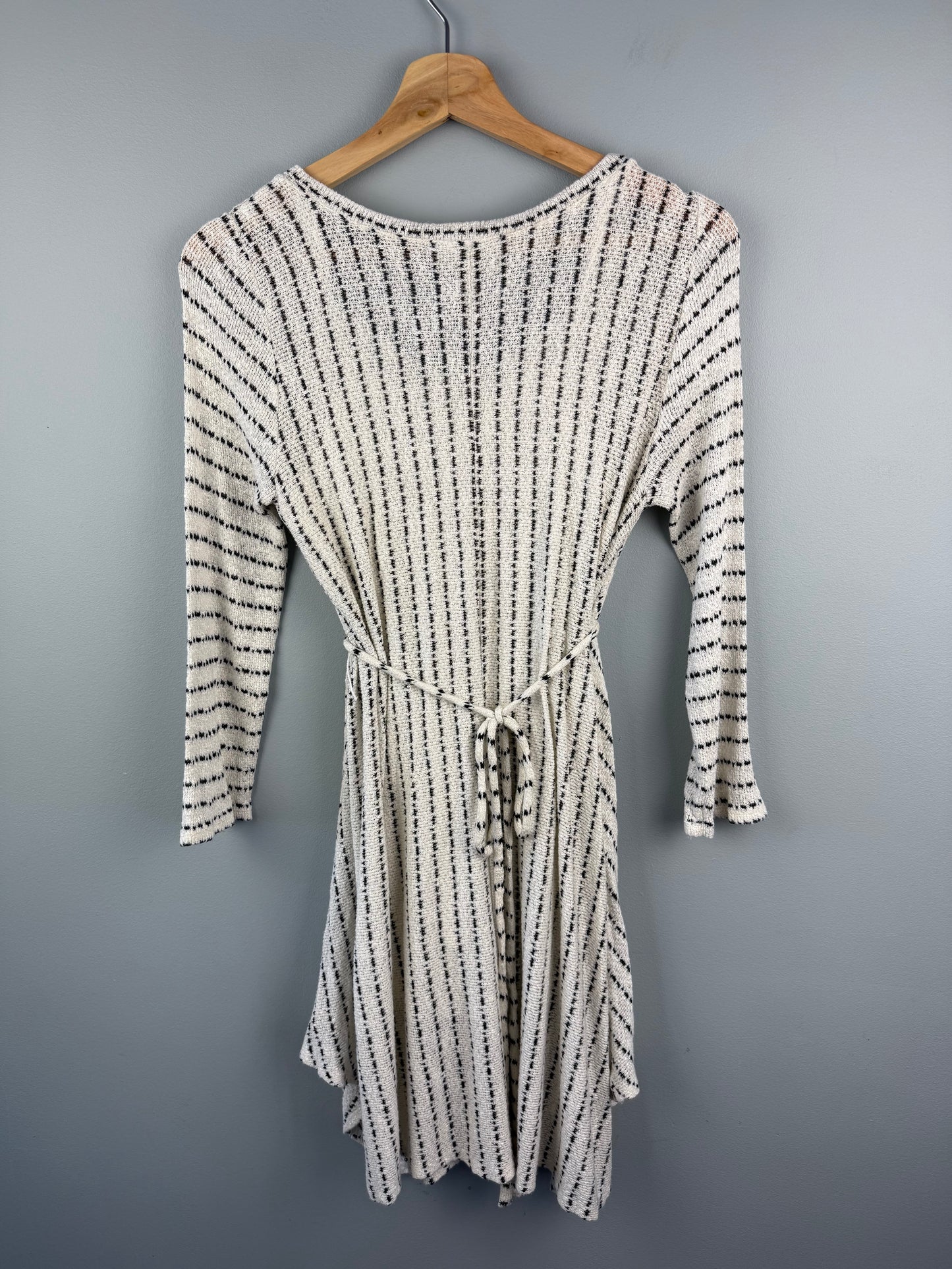 Jessica Simpson Maternity Large Belted Dress