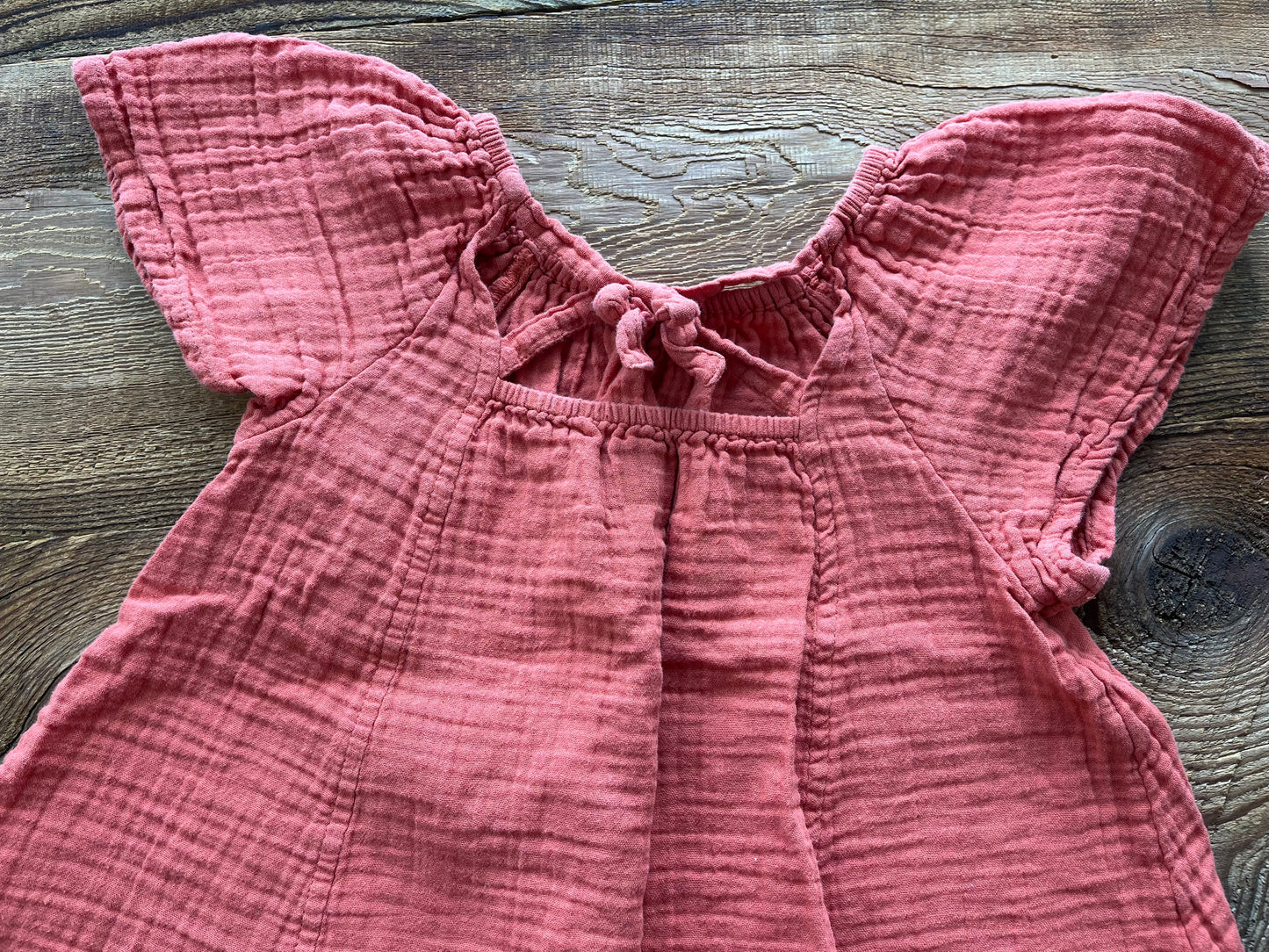 Old Navy 5T Muslin Tee