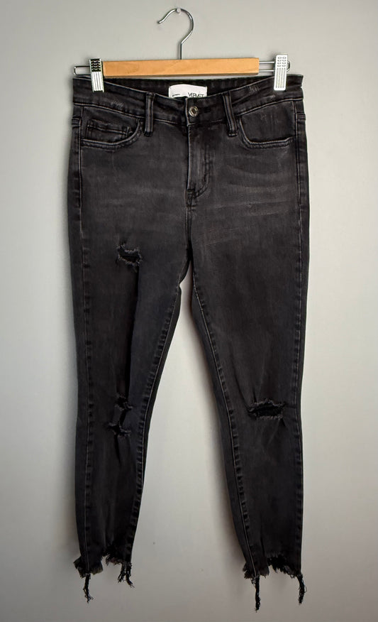 Vervet Women's 27 Distressed Skinny Jean