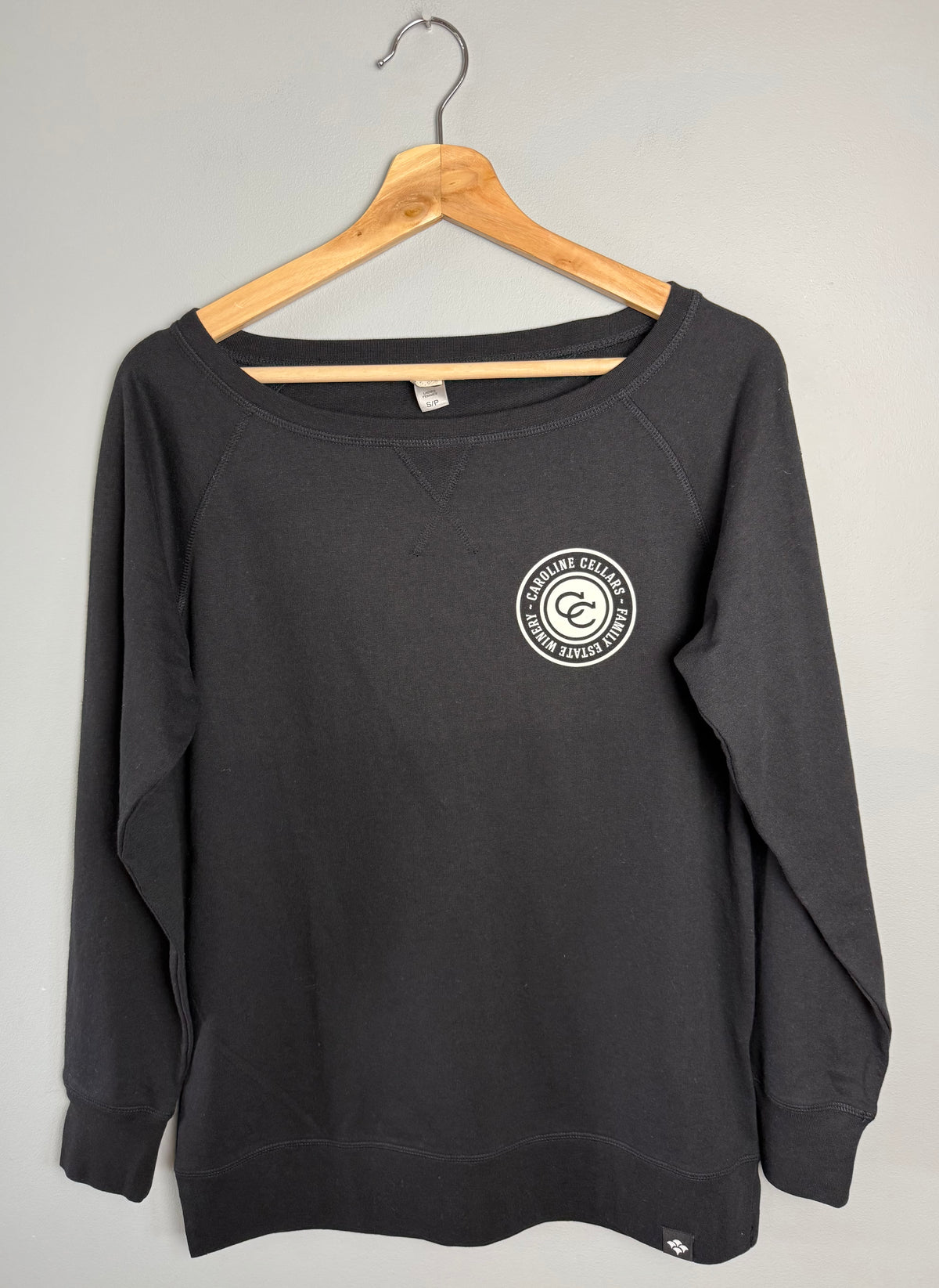 Caroline Cellars Women's Small Crewneck