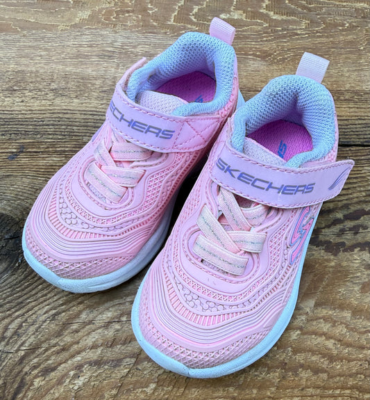 Sketchers 5C Running Shoe