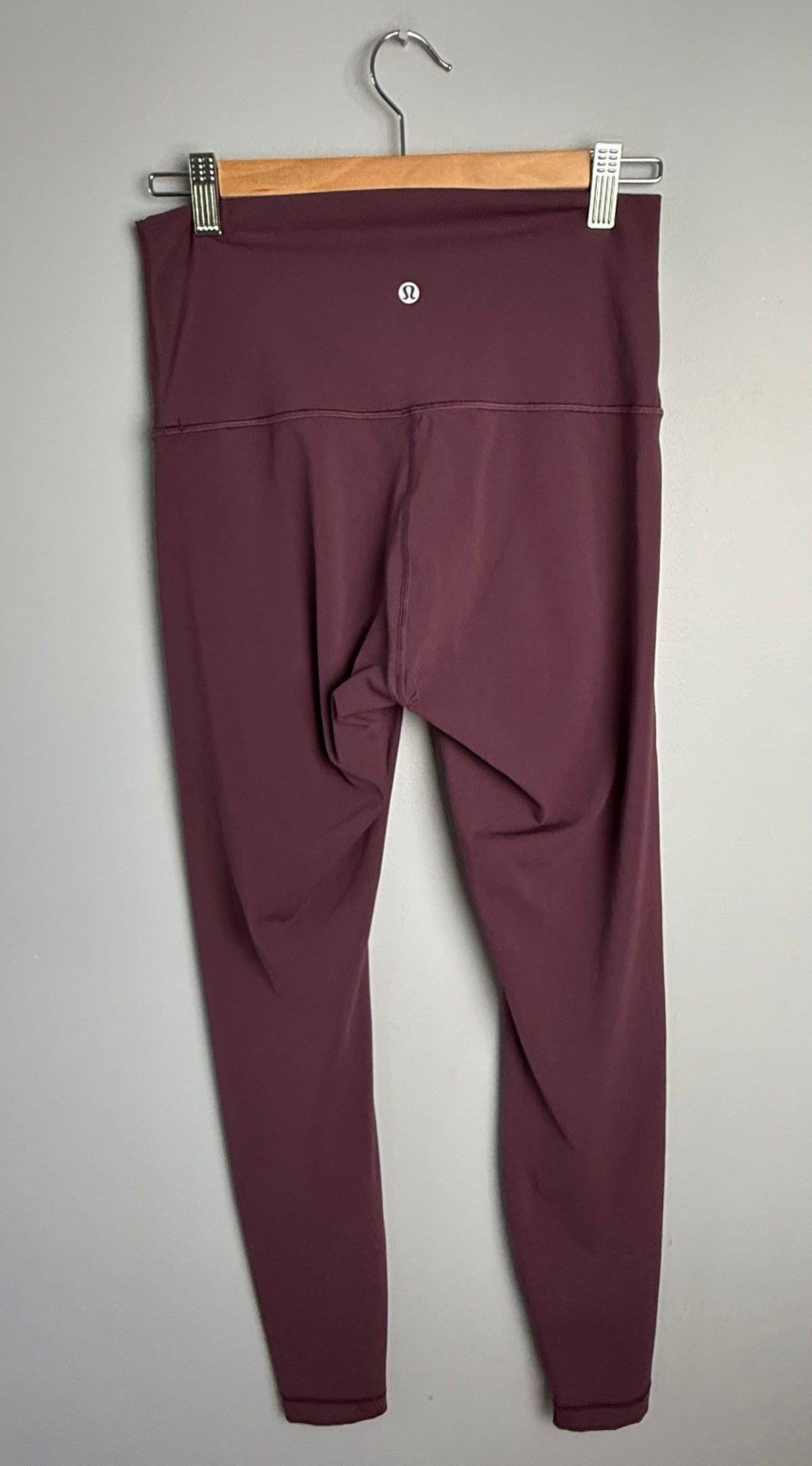 Lululemon Women’s 8 Align Legging