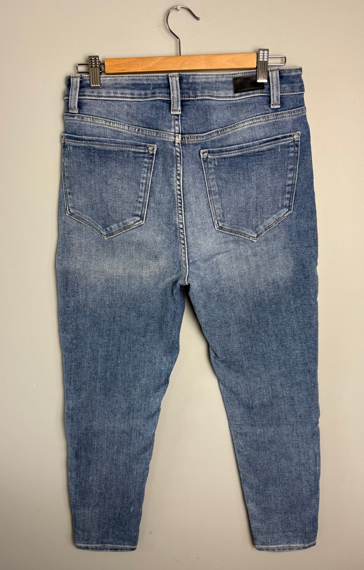 Denver Hayes Women's 10 Hi-Rise Skinny Crop Jean