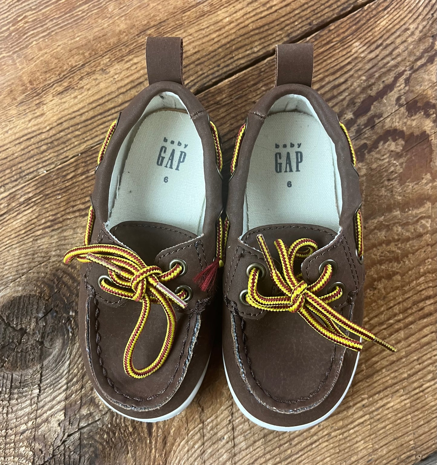 Gap 6T Boat Shoe