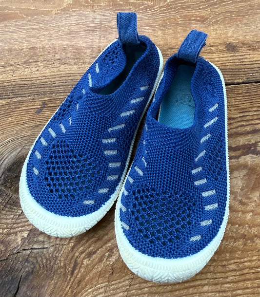 Jan & Jul 24C (8C) Slip on Knit Shoe