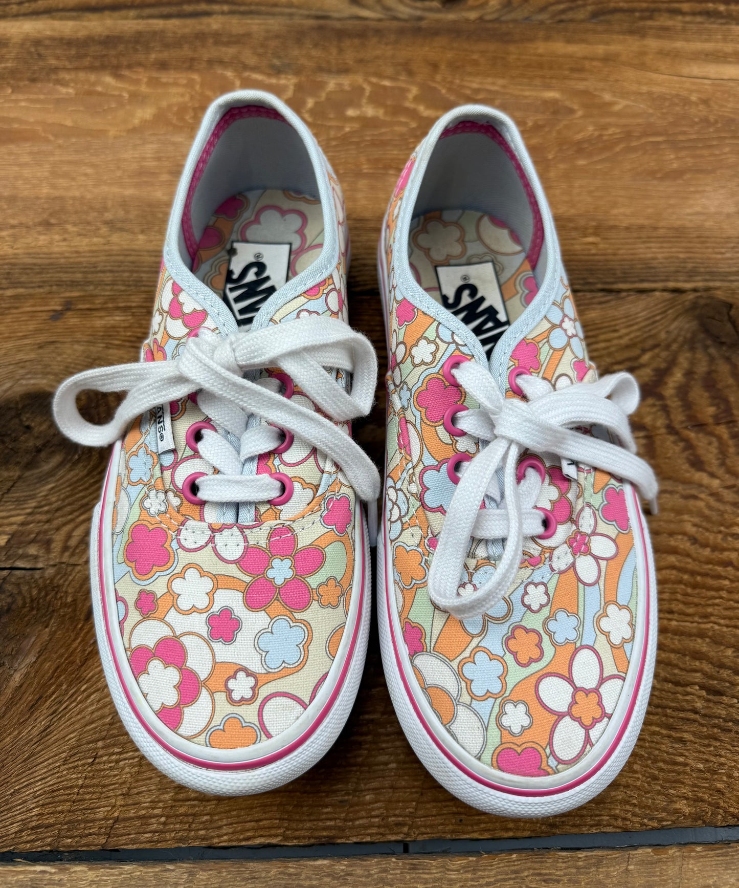 Vans Women’s size 5 Floral Platform Shoe