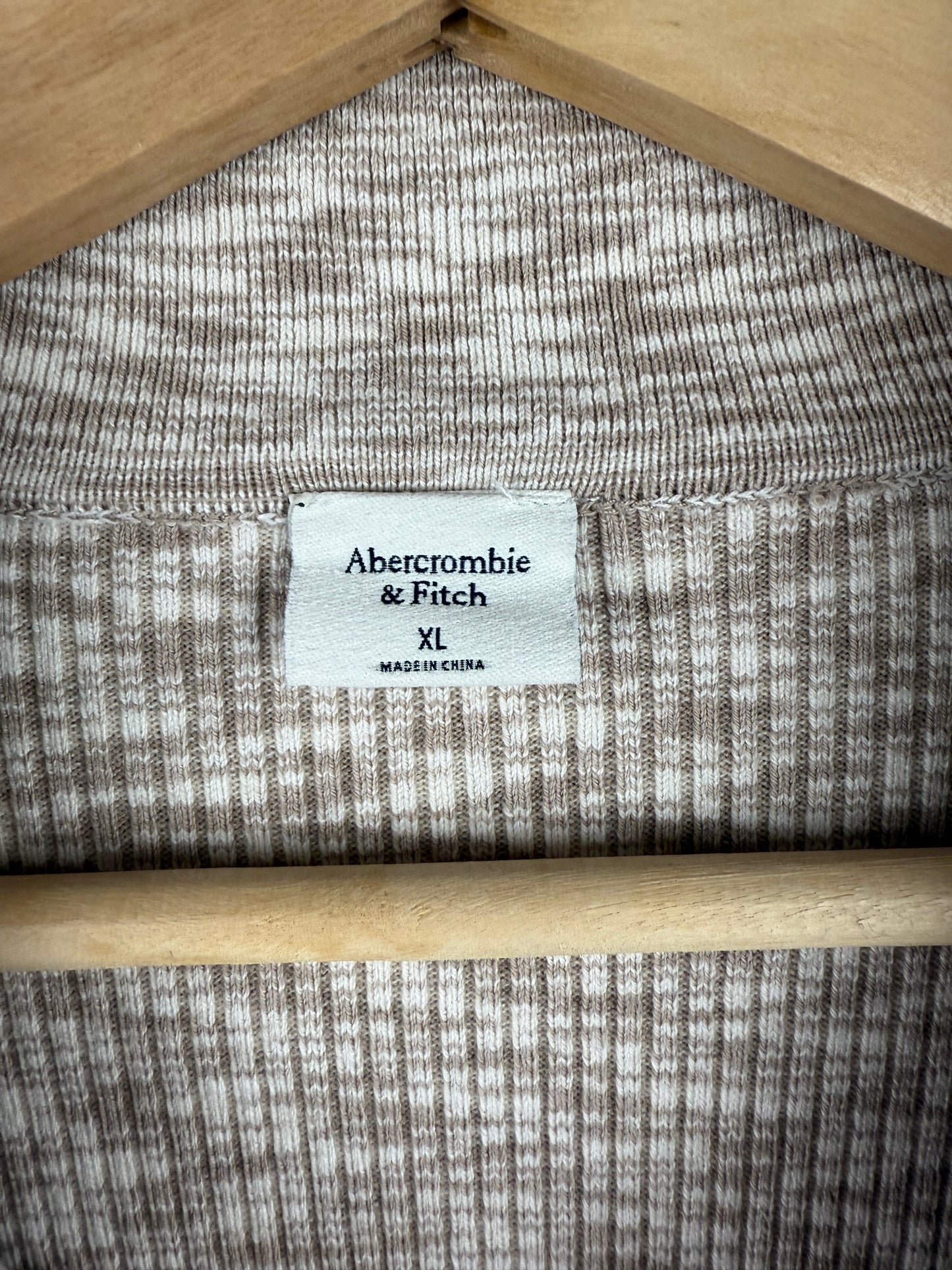 Abercrombie & Fitch XL Ribbed Shirt