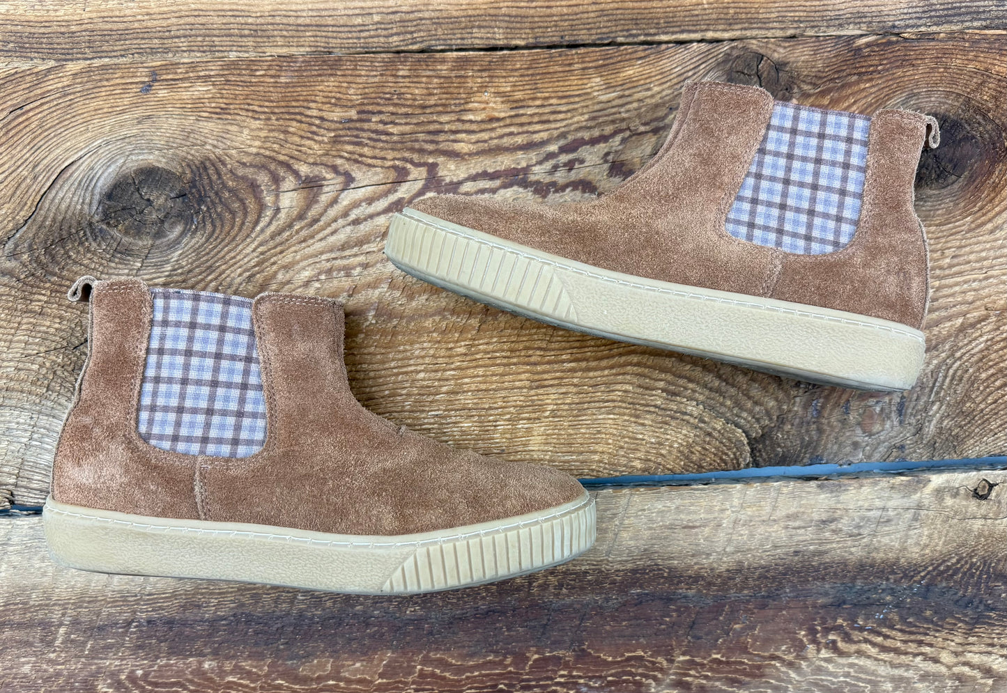 Wheat 2.5Y Suede Boot