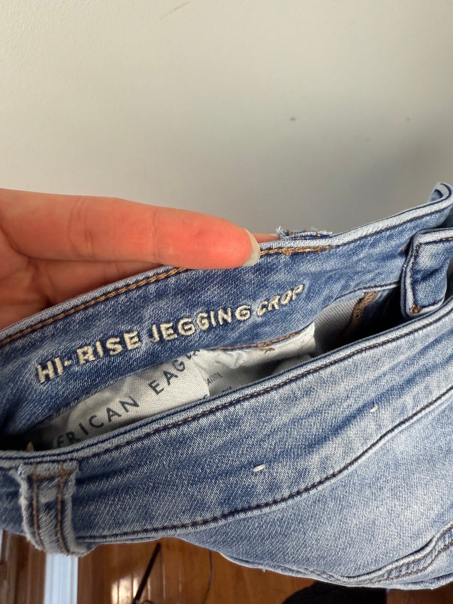 American Eagle Women’s 16 Hi-Rise Crop Jegging