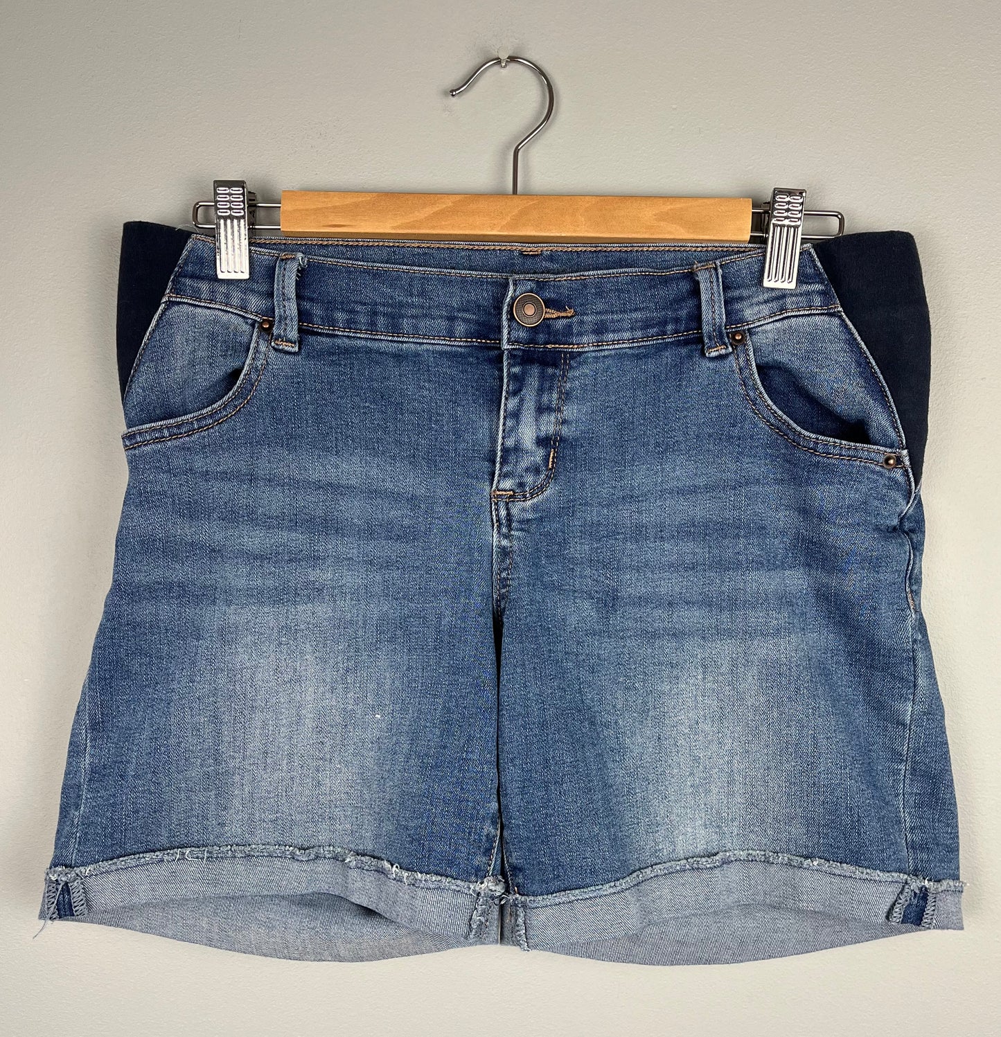 Thyme Maternity 10 Now & After Jean Short