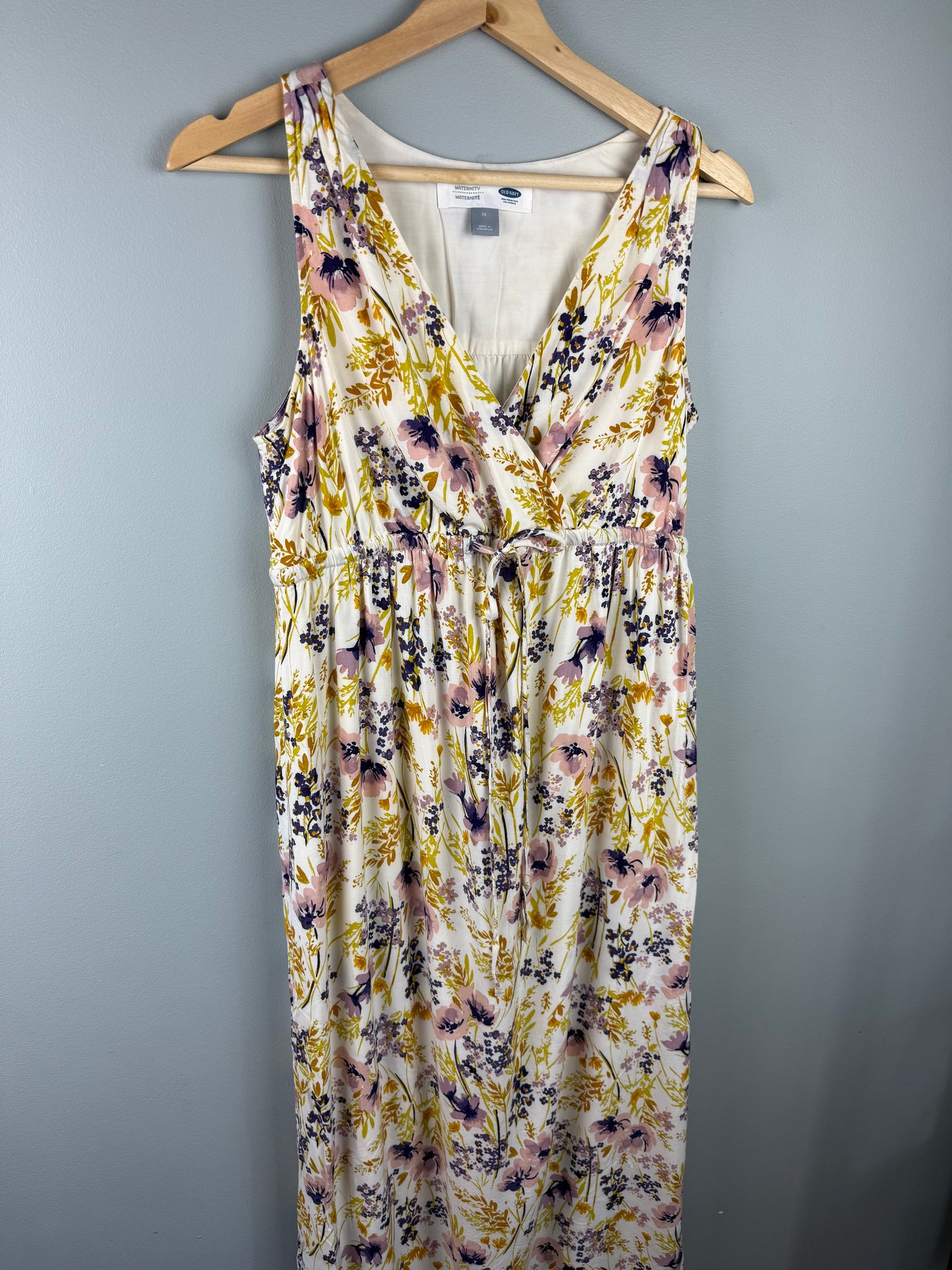 Old Navy Maternity Medium Maxi Dress