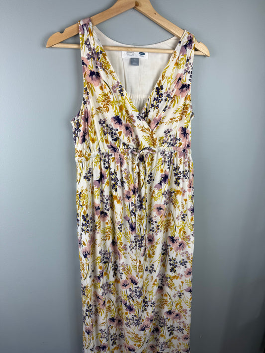Old Navy Maternity Medium Maxi Dress