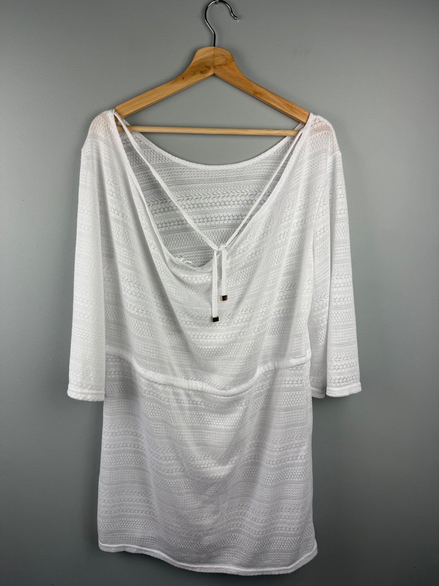 La Vie en Rose Women’s Medium Beach Cover up