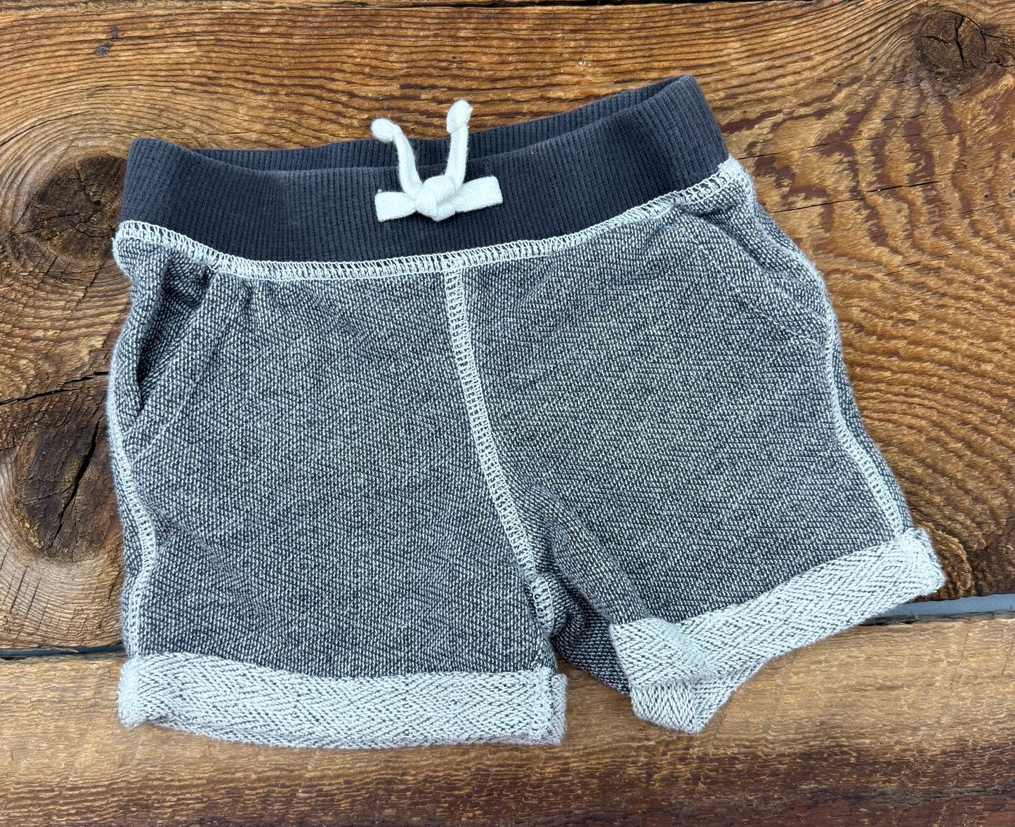 Gymboree 3-6M Short