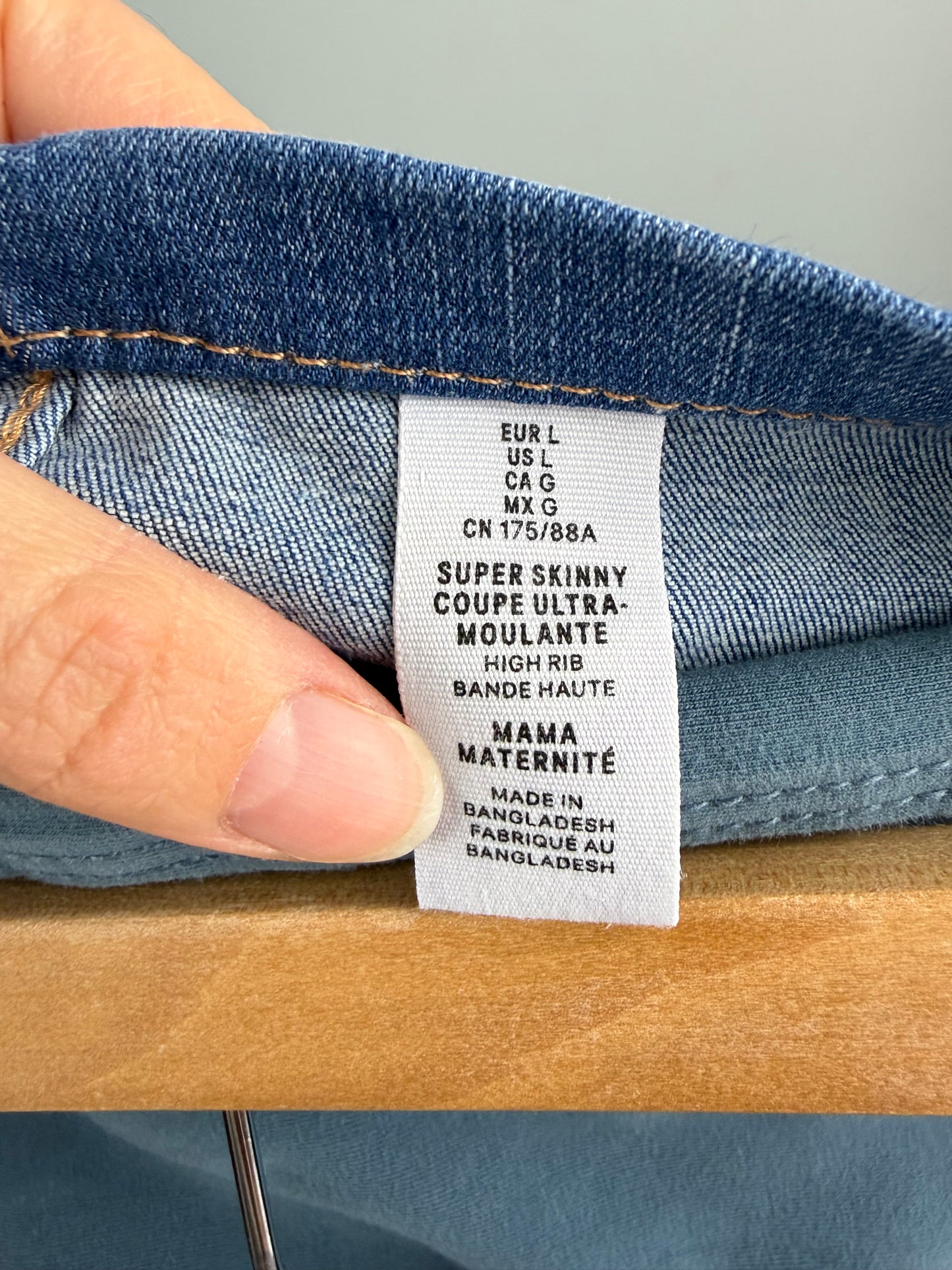 H&M Maternity Large Super Skinny Jean