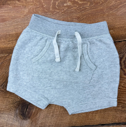 Gap 12-18M Short