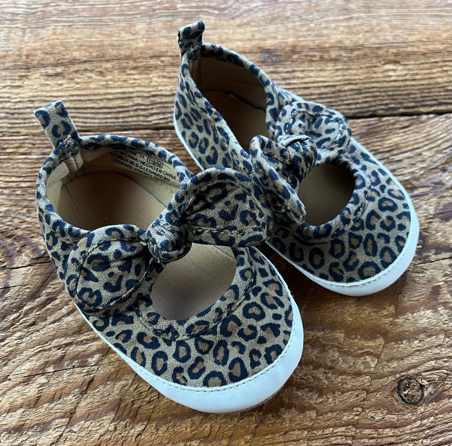 Old Navy 6-12M Leopard Shoe