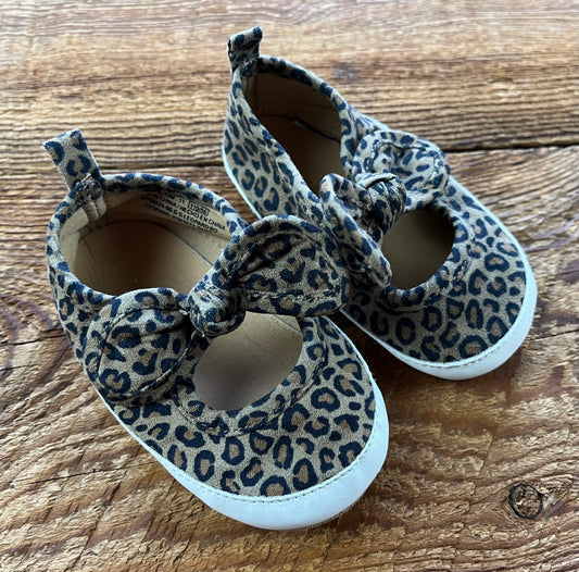 Old Navy 6-12M Leopard Shoe