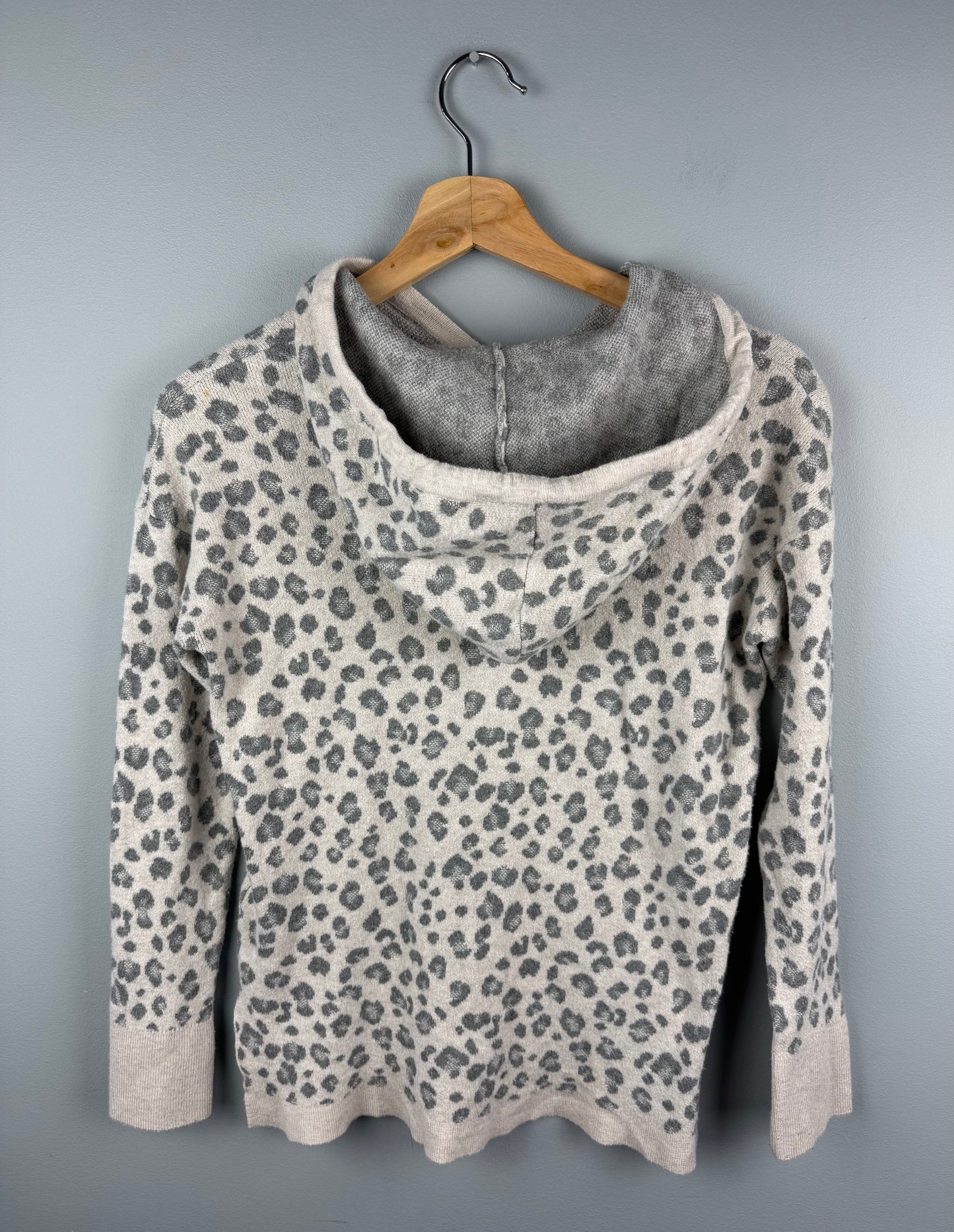 Denver Hayes Women’s XS Animal Print Hoodie