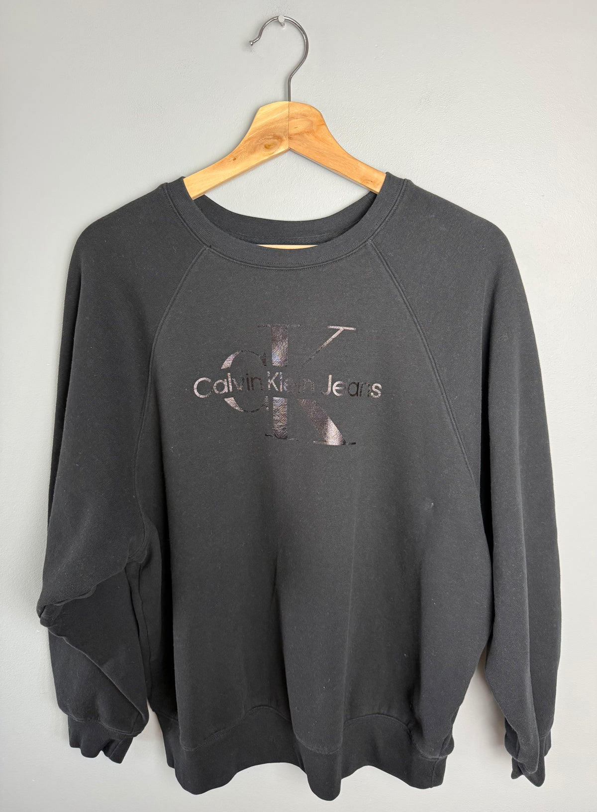 Calvin Klein Women's Large Crewneck