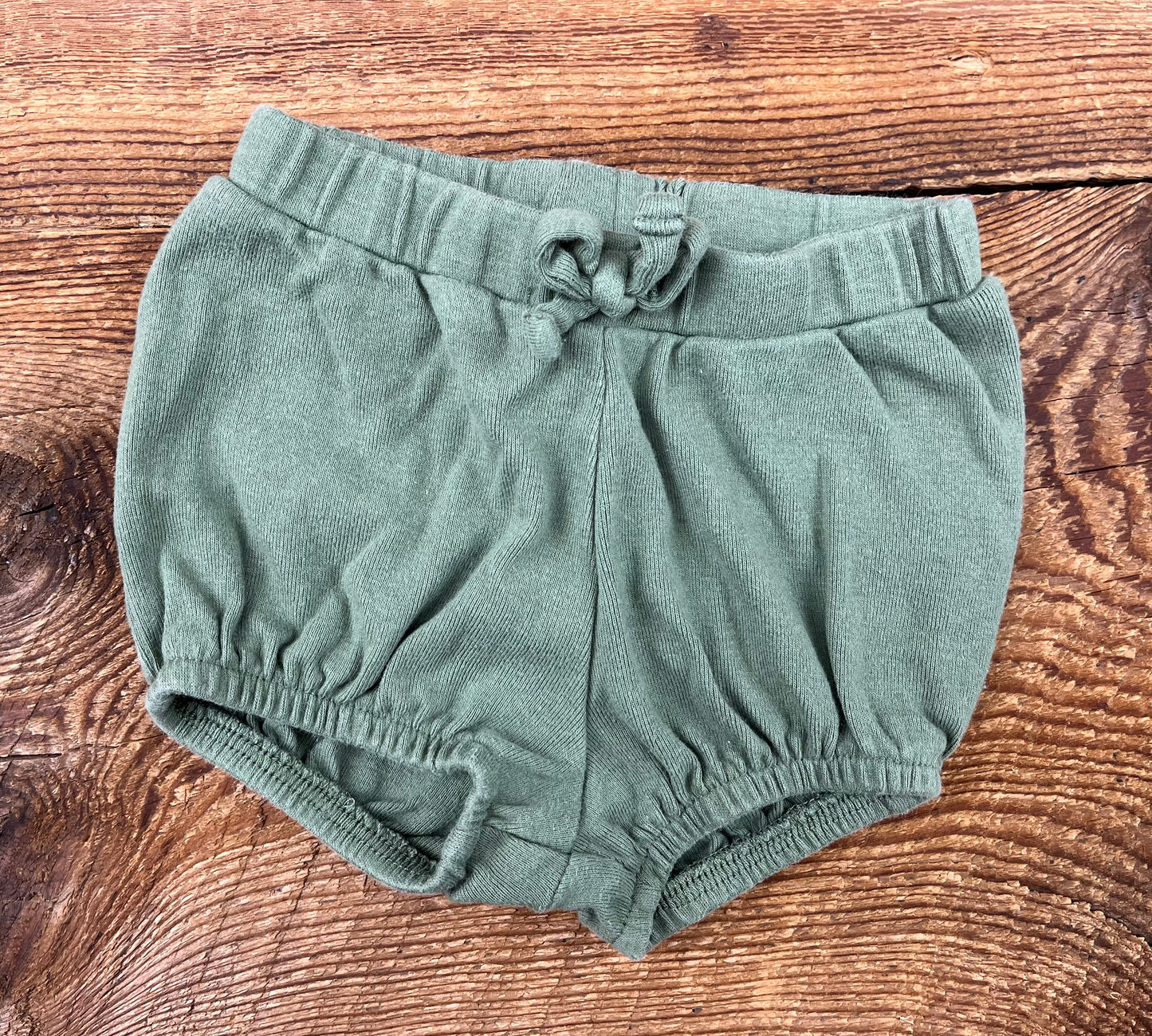 Old Navy 0-3M Bubble Short