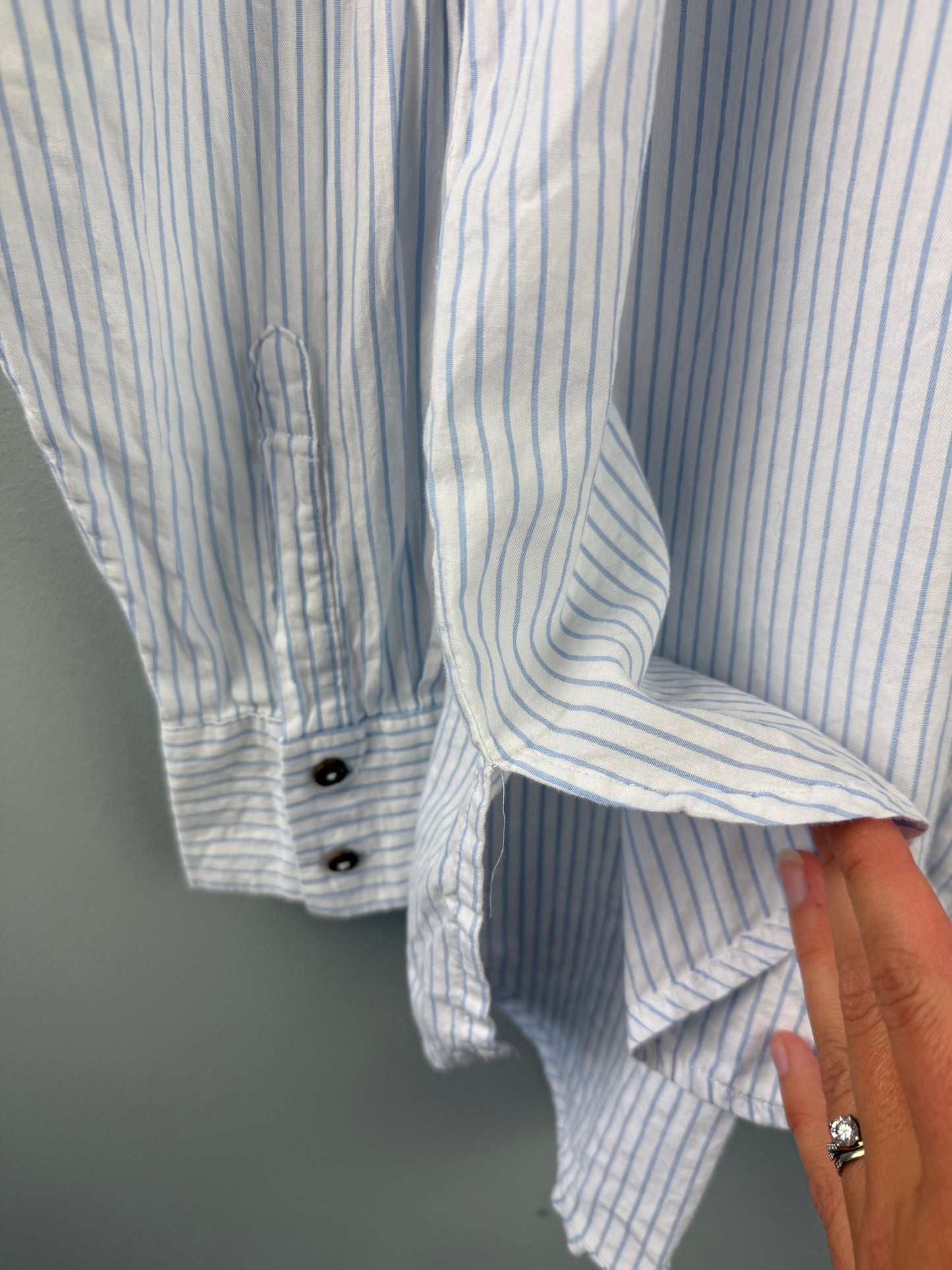ONLY Women’s 42 Striped Dress Shirt