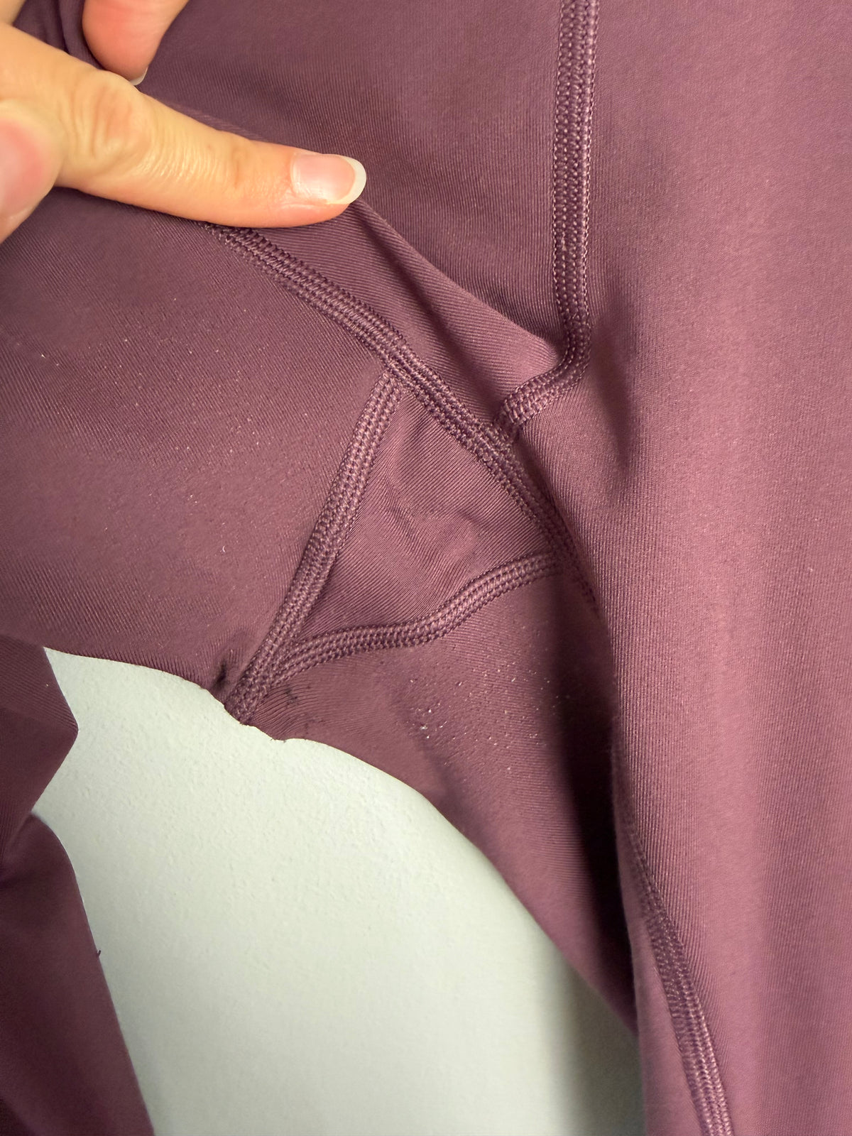 Lululemon Women’s 8 Align Legging
