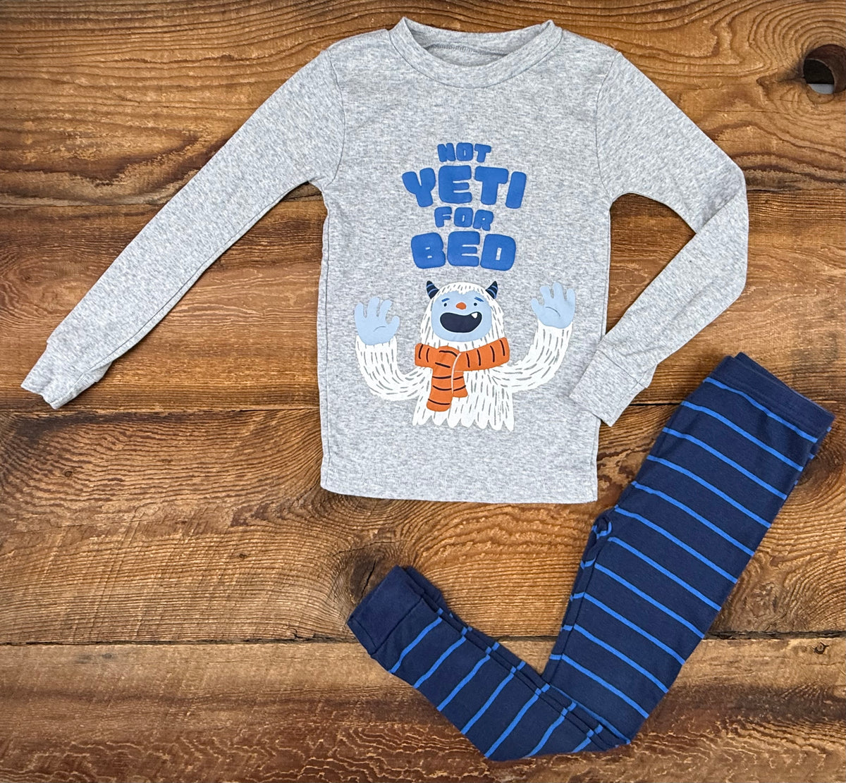 Carter's 5T Yeti Pajamas