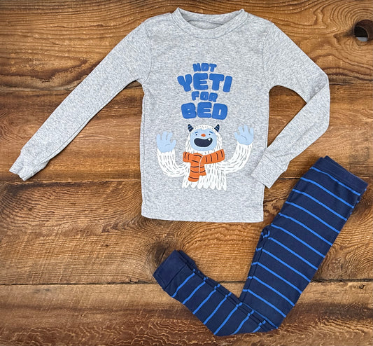 Carter's 5T Yeti Pajamas