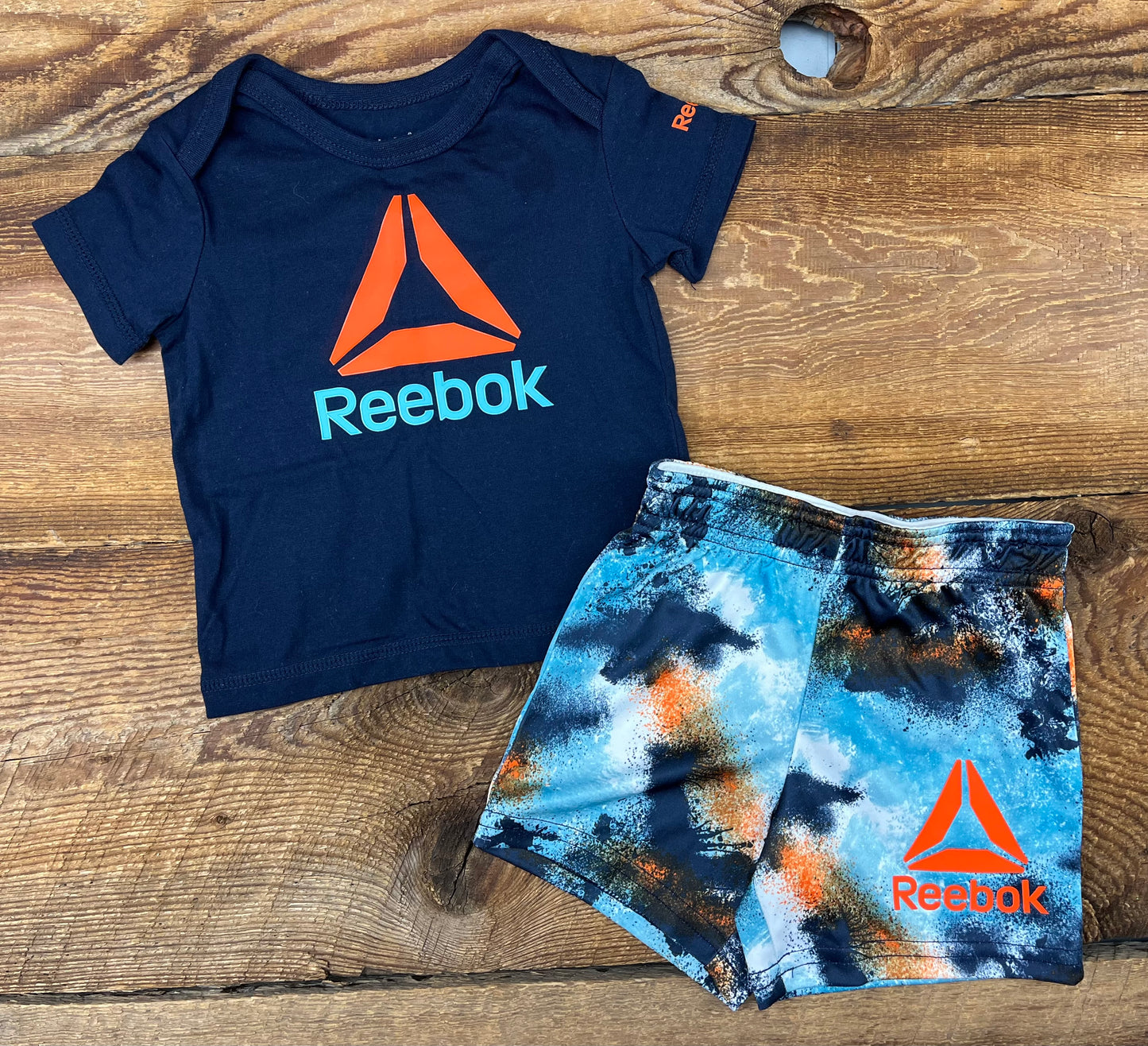 Reebok 3-6M Short Outfit