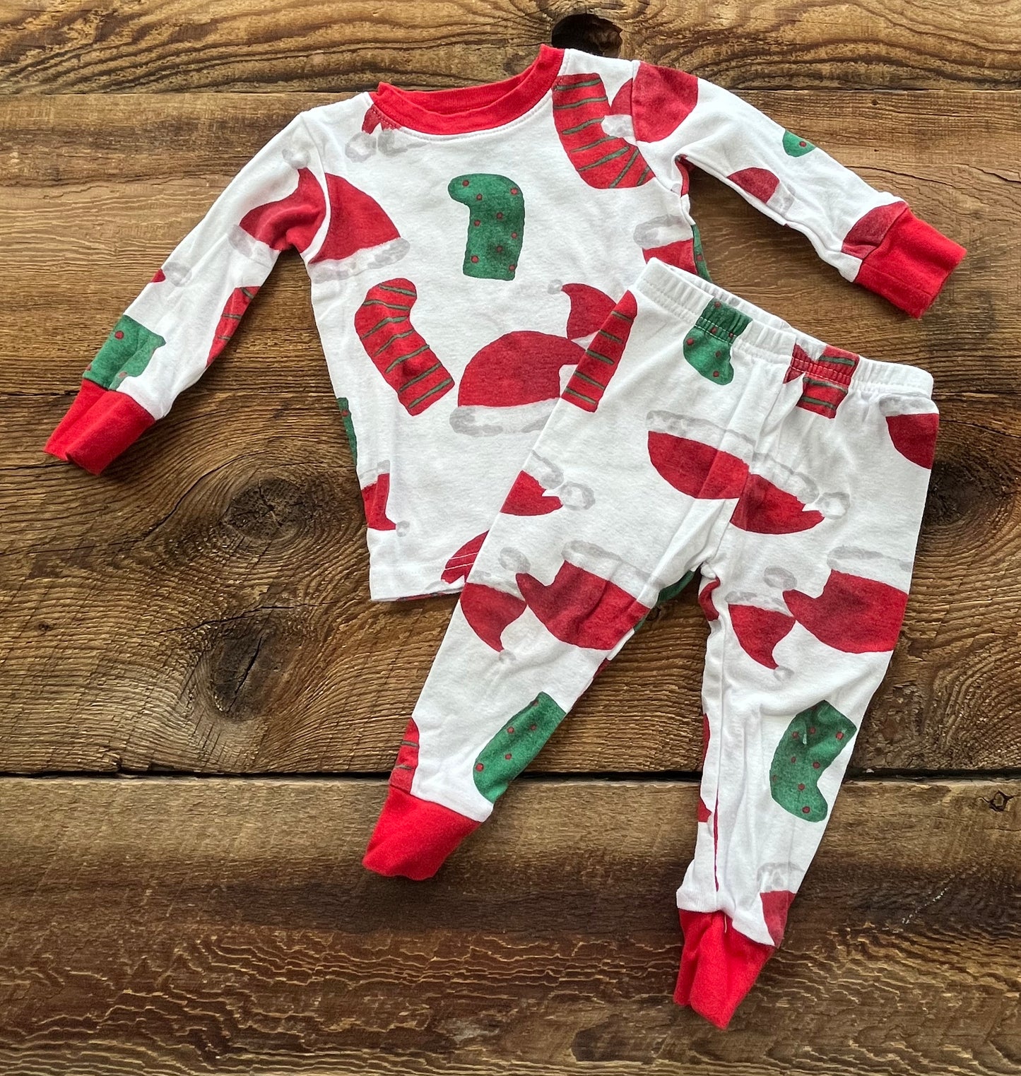 Carter’s 12M Stocking & Santa Hat Pajamas