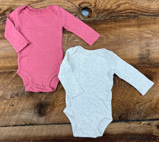 Carter’s 3M Textured Heart Onesie Set