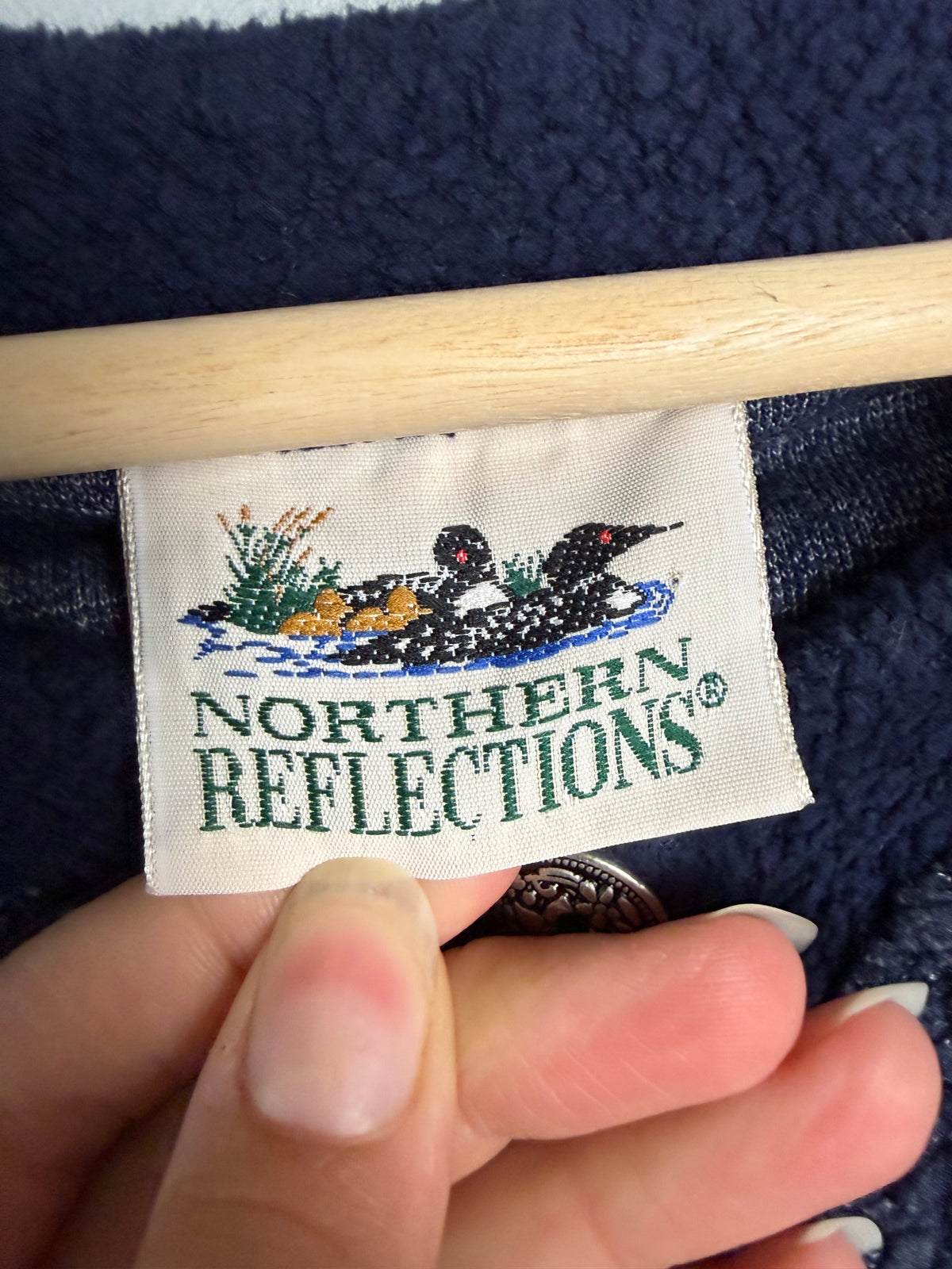 Northern Reflections Women’s Medium Vintage Fleece Cardigan