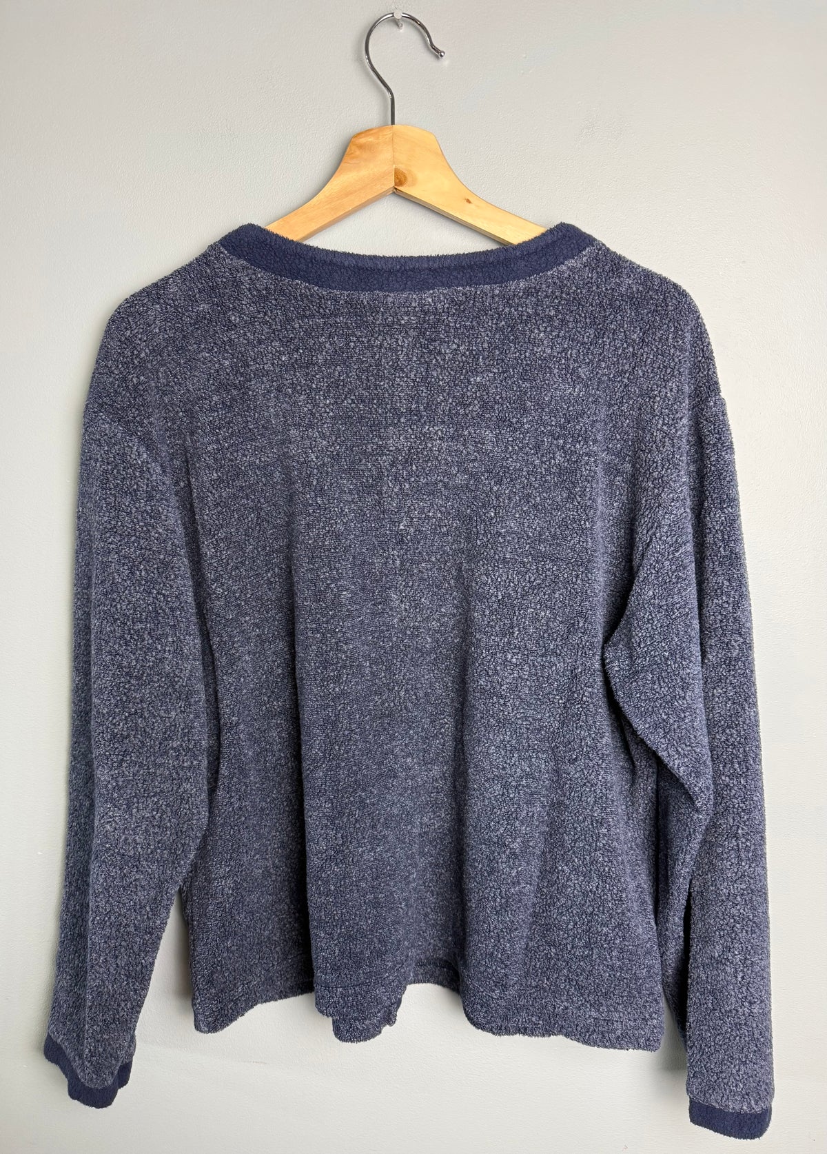 Northern Reflections Women’s Medium Vintage Fleece Cardigan