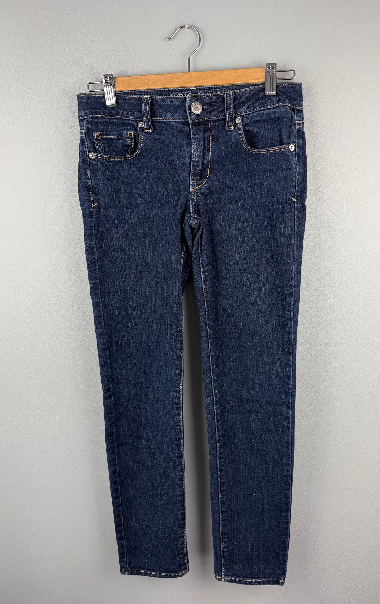 American Eagle Women’s 0 Short Skinny Jean