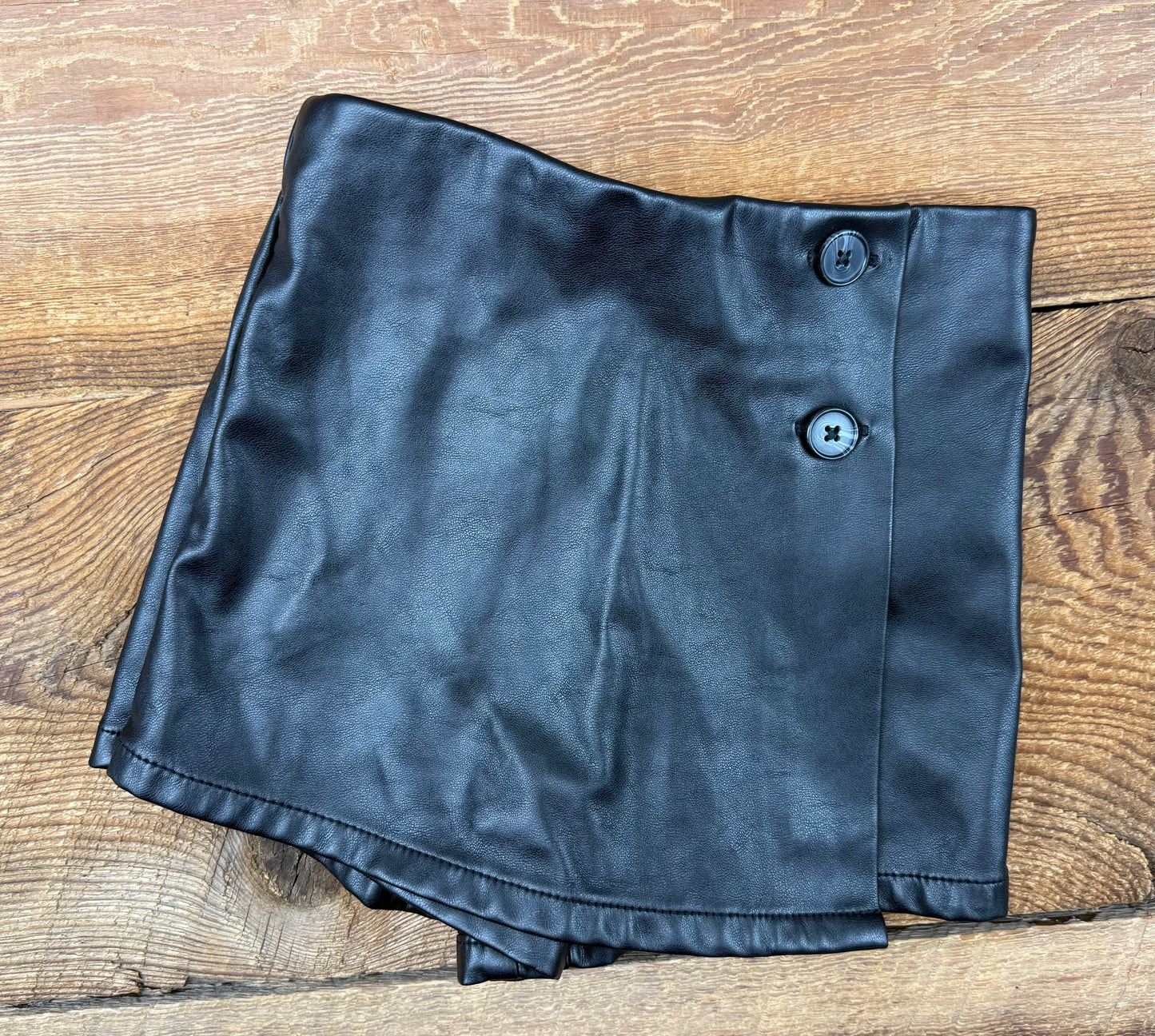 Old Navy XS (5) Faux Leather Skort