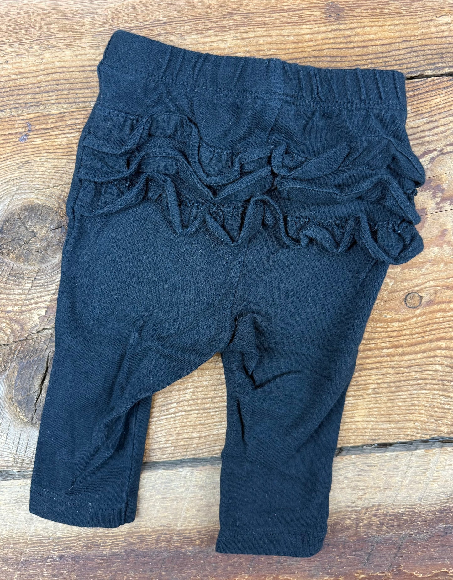 Old Navy 0-3M Ruffle Legging